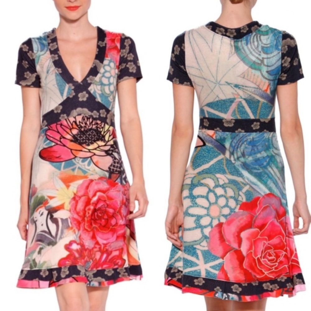 Desigual Short Sleeve V-neck Floral T-shirt Dress